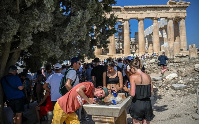 Hy Lạp nắng nóng khiến nhiều khách du lịch thiệt mạng (25/06/2024)
